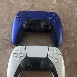 PS5 Controllers 
