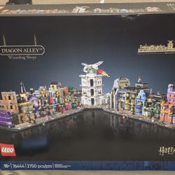 LEGO Harry Potter ( DIAGON ALLEY) NEW