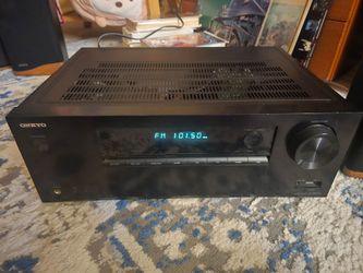 Onkyo TX-SR373 5.2 Channel a/v Bluetooth 4K HDR Home Theater Receiver.