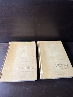 1967 (2) Book complete Dictionary set / Funk & Wagnalls