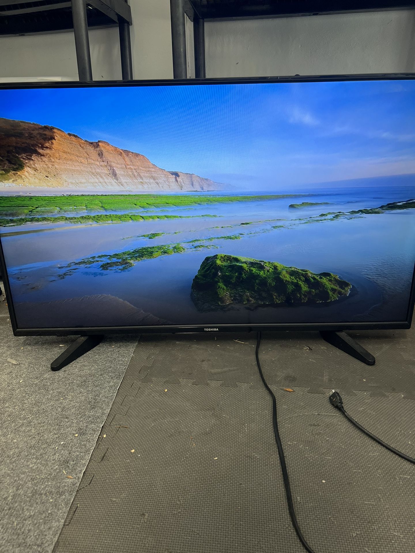 Toshiba Built In Chromecast 