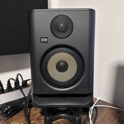 Rokit 5 Monitors (Studio Speakers)