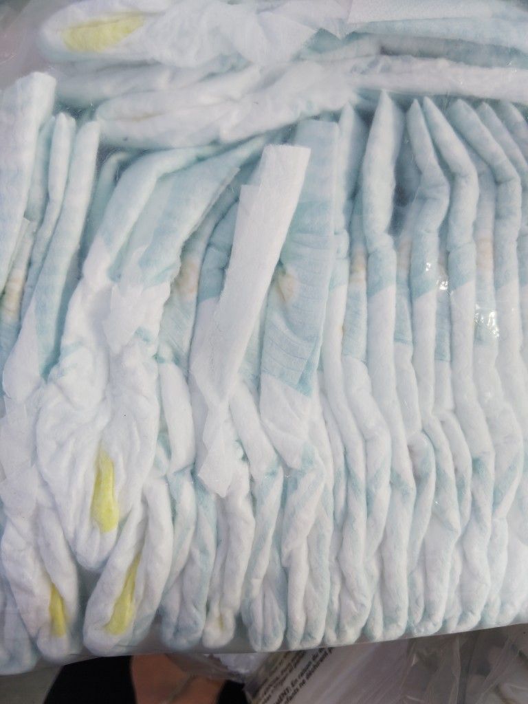 Newborn Pampers Brand