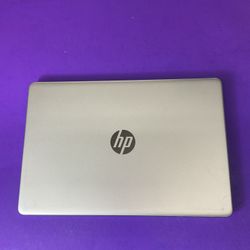 HP Laptop – Intel i3-1215U / 16GB / 256GB SSD / Windows 11