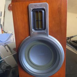 Pair of Phillips Speakers