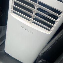 Frigidaire 8000 btu AC