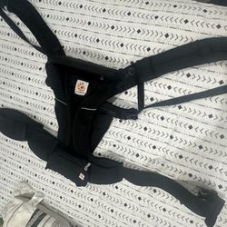 Ergobaby Baby Carrier 