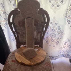 Cat Scratchin Post new