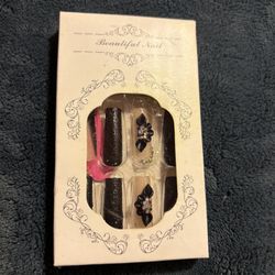 Press On Nails 