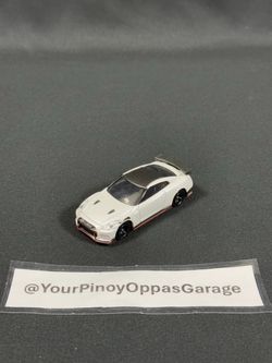 1/62 Takara Tomy Tomica #78 - White Nissan R35 GT-R Nismo 2020 (2018)