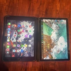 iPad And Windows Tablet 