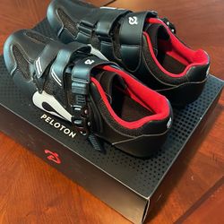 Pelotón Woman’s 39 Shoe 8 US