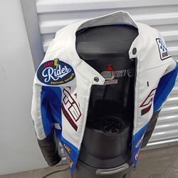 Men's Motorcycle Jacket, Natural Buffalo Leather, CE Armor - Ventilation, Cruiser Motorbiker Touring Biker Black