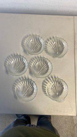 Vintage Set of 6 Glass Scallop Shell Dishes