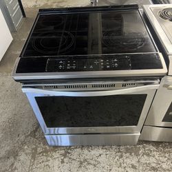 Whirlpool Slide In Range 
