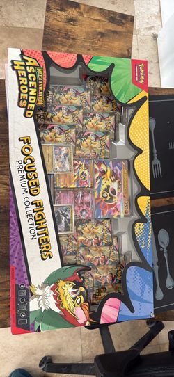 Ascended heroes focused fighters premium collection