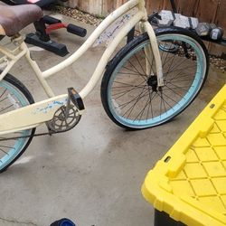 Women.26" Bike In Good Condition 