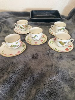 Vintage Floral & Hummingbird Tea Cup & Saucer Set, Excellent Condition