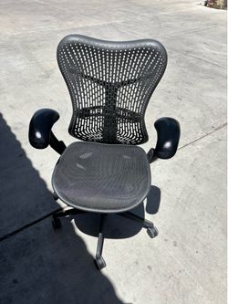 Herman miller Mirra Chair- Desk office Gaming chair