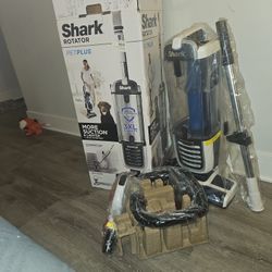 Shark Rotator Pet Plus Vacuum Brand New Never Used $140