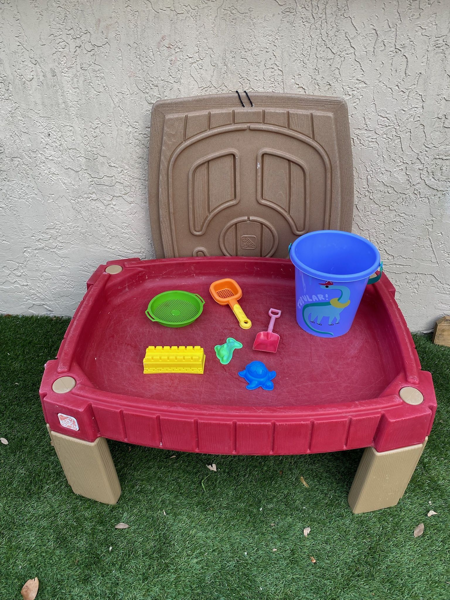 Step2 Naturally Playful Red Plastic Sandbox and Toddler Outdoor Toy - See My Other Items π