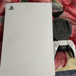 Ps5 with SpongeBob game titans of the tide