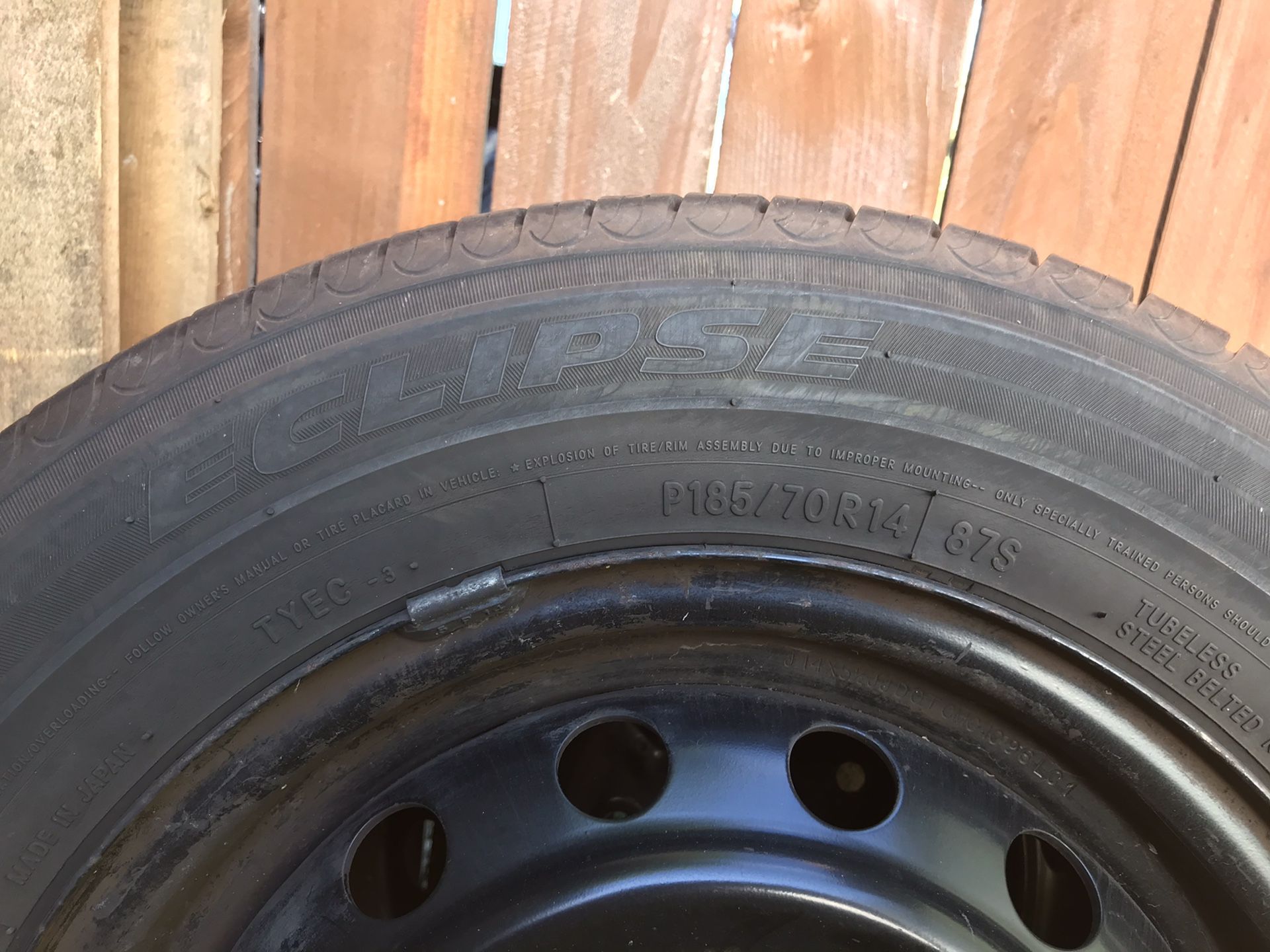 2 Toyo tires r14