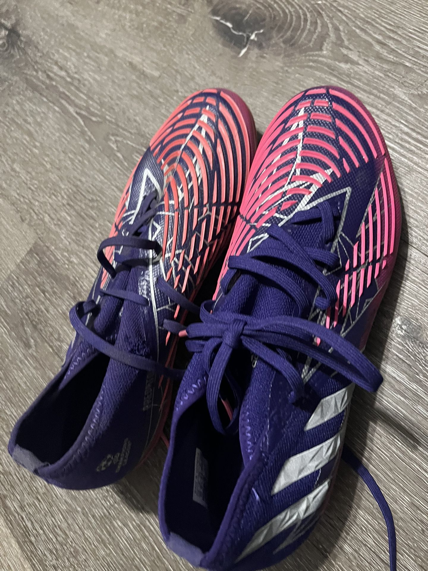 Nike Predator Cleats Size 10