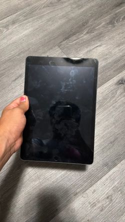 Apple iPad 9th Gen – Tested & Working – Factory Reset – $100 OBO