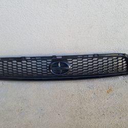 2005 Scion TC grille/bezel