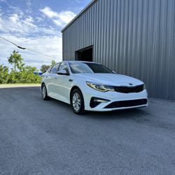 2019 Kia Optima LX