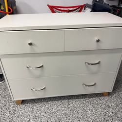 Used White Dresser