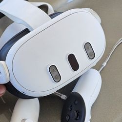 Metaquest 3 Vr  Like New