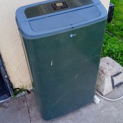 LG Air Conditioner 