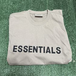 Brand New Essentials Applique Logo size M