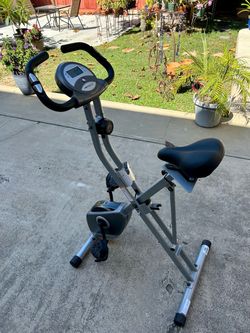 Foldable upright exercise bike
