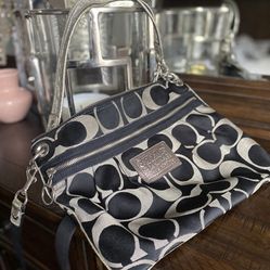 Authentic Coach Cross Body 