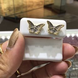 10k Gold Diamond Butterfly 🦋 🦋🦋🦋 Earrings With Screw Back ..special Deal ..