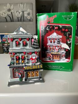 Dept. 56 A Christmas Story Higbees Department Store With Flag With Box
