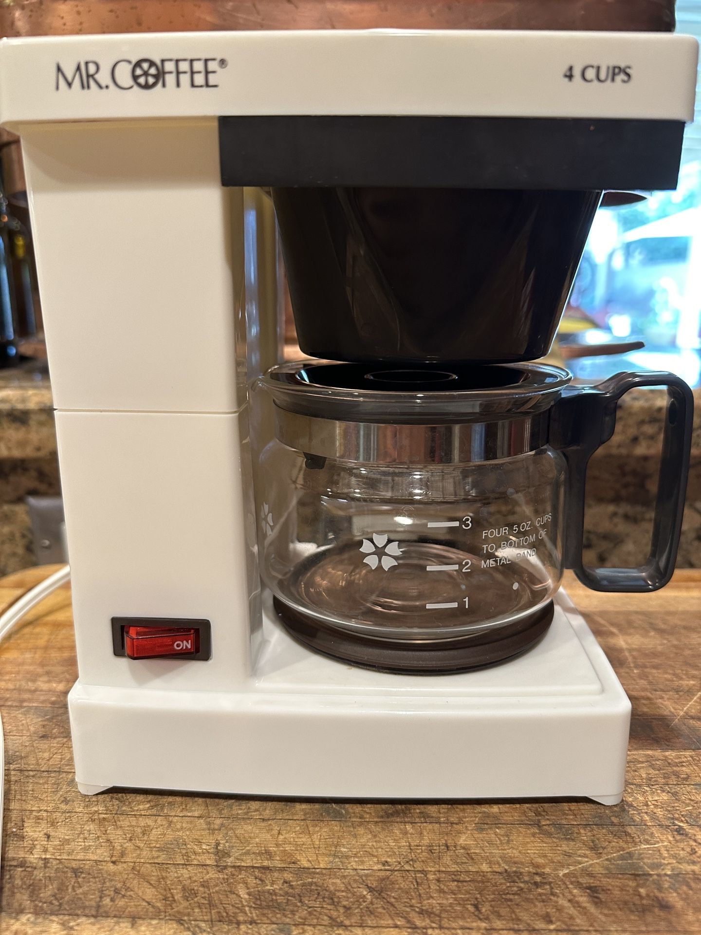 Mr Coffee Model JR-4 Vintage Mini 4 Cup Coffee Maker White Tested Works Apartment RV Dorm