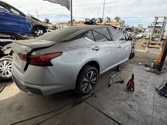 2019 nissan altima parts