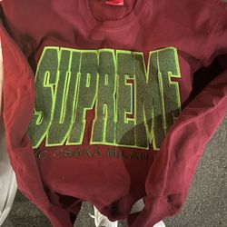 Supreme Sweater Sz Large  Worn 1x Clean   
