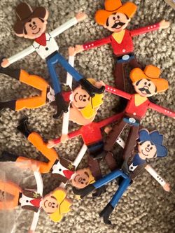Vintage Oriental Trading Cowboy Figures – Lot of 10 – 1980s