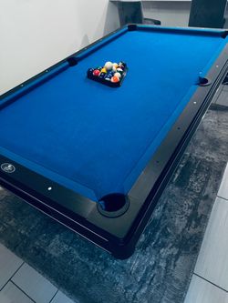 Pool table