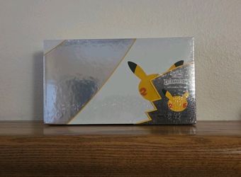 Pokémon Celebrations Ultra-Premium Collection Box