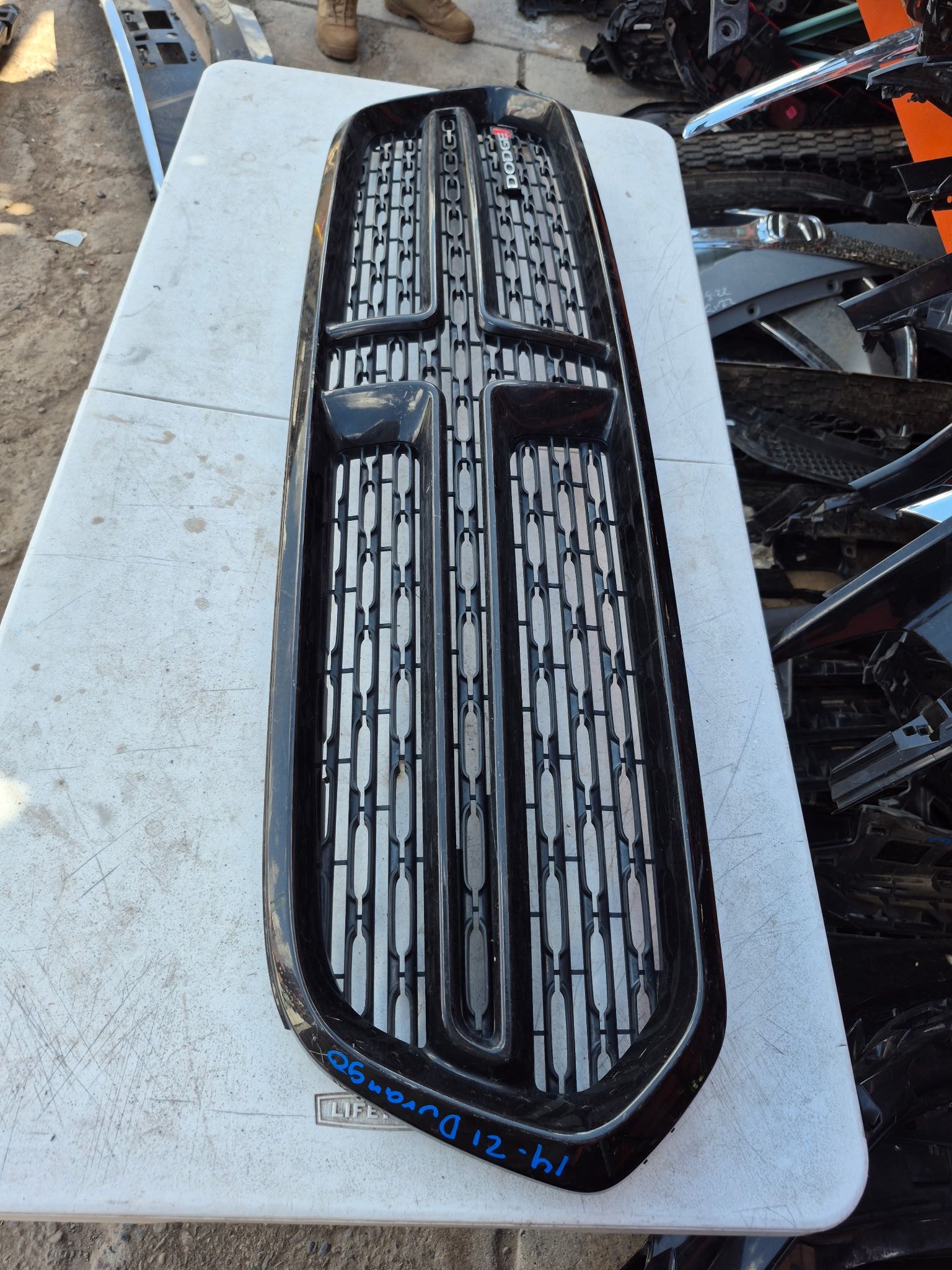 Dodge Durango Grille Oem
