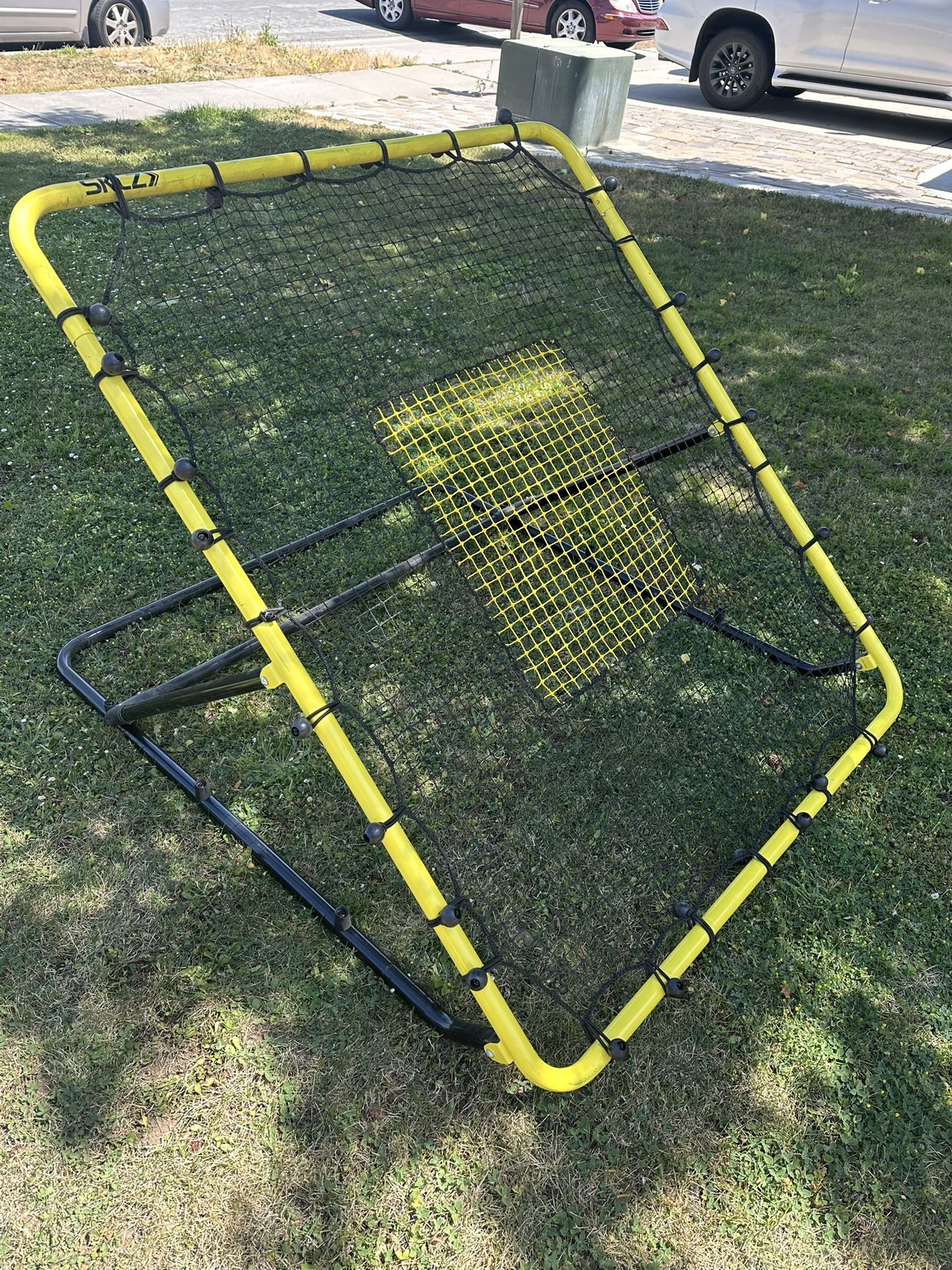 SKLZ Rebound Fielding Trainer