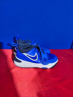 Nike Team Hustle  Boys Shoes (Size 13)Color: Hyper Royal/White/Obsidian