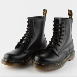 Doc Dr Martens Womens Sz 6 Leather 1460 Boots, Exc, Cost $170, sell