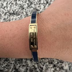 Micheal Kors Bangle 